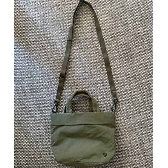 LULULEMON NWOT On My Level Micro 5L AdjustRemove Shoulder Strap Bag Medium Olive - Picture 2 of 8